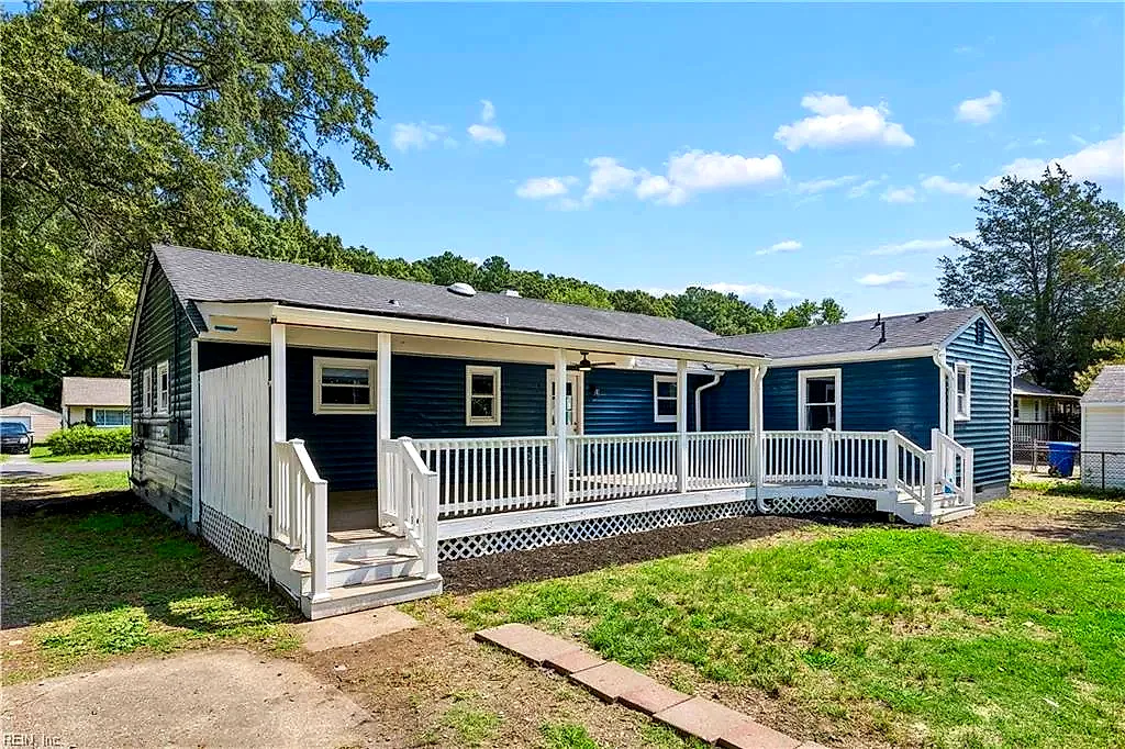 202 Woodhaven Rd, Newport News — photo
