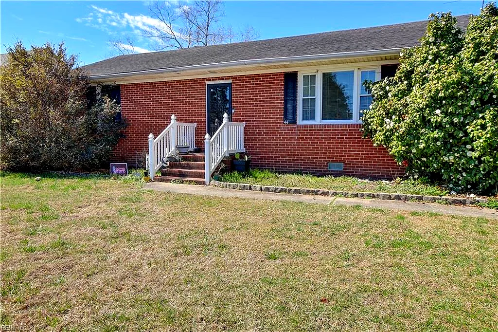 44 N Court ST, WINDSOR VA 23487