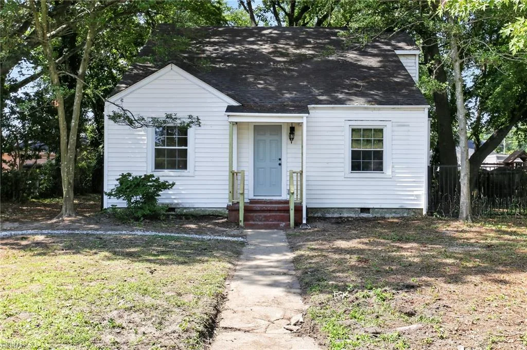 4205 Nautilus Ave AVE, CHESAPEAKE VA 23325