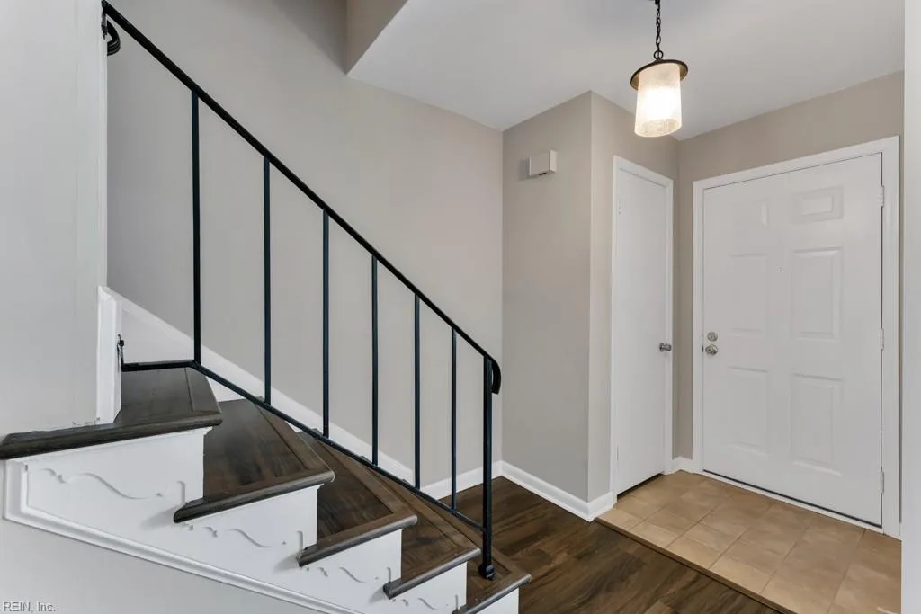 413 Longleaf RD, VIRGINIABEACH VA 23454