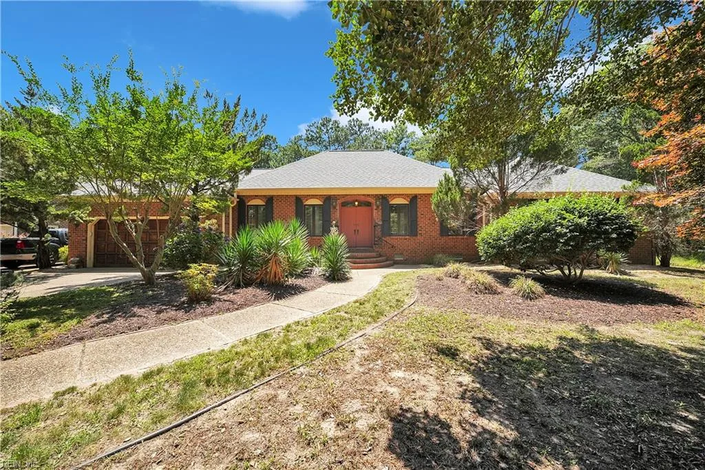 117 Wind Forest LN, YORKTOWN VA 23692