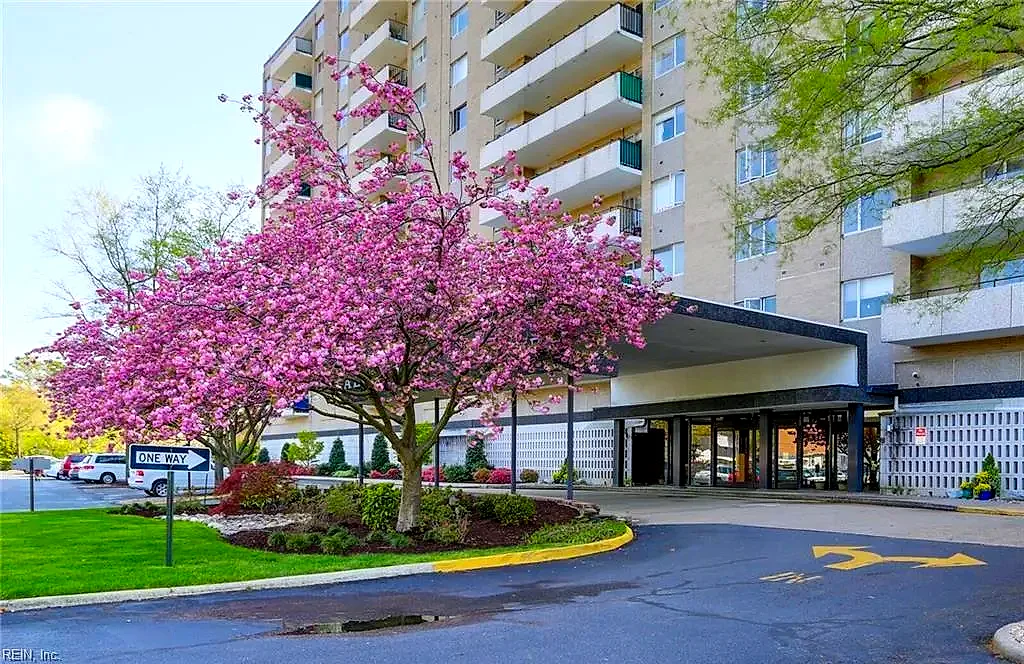 7320 Glenroie Ave #4g, Norfolk — photo