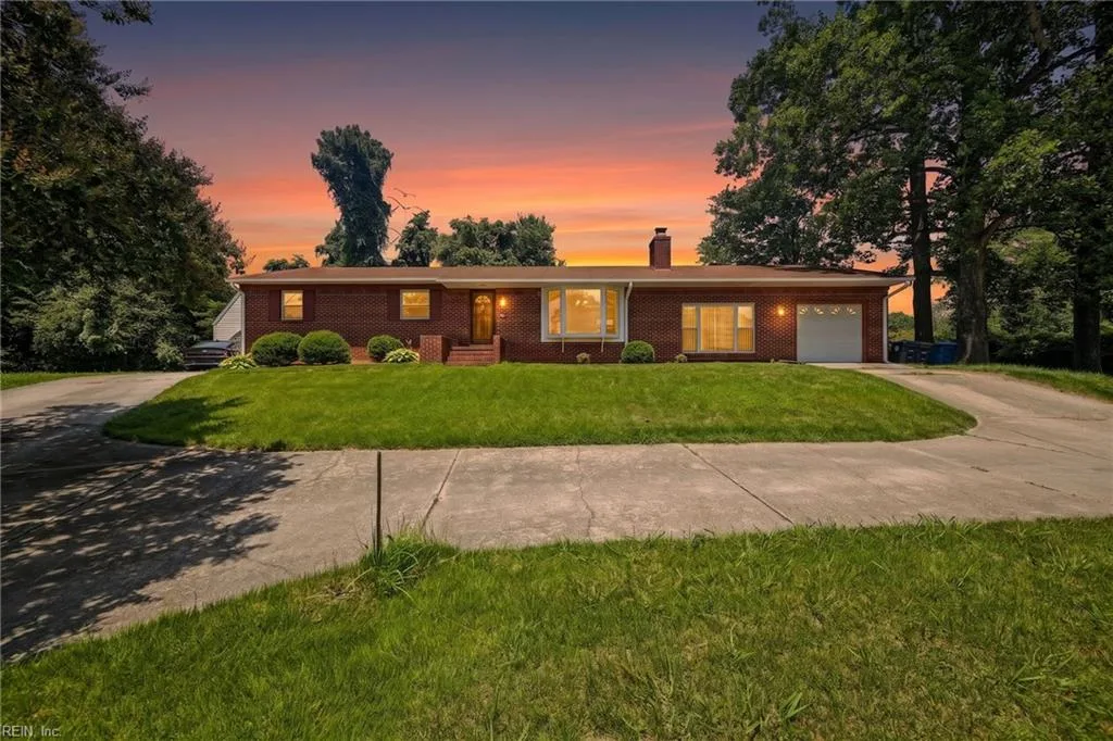 301 Waltz Farm DR, WILLIAMSBURG VA 23185