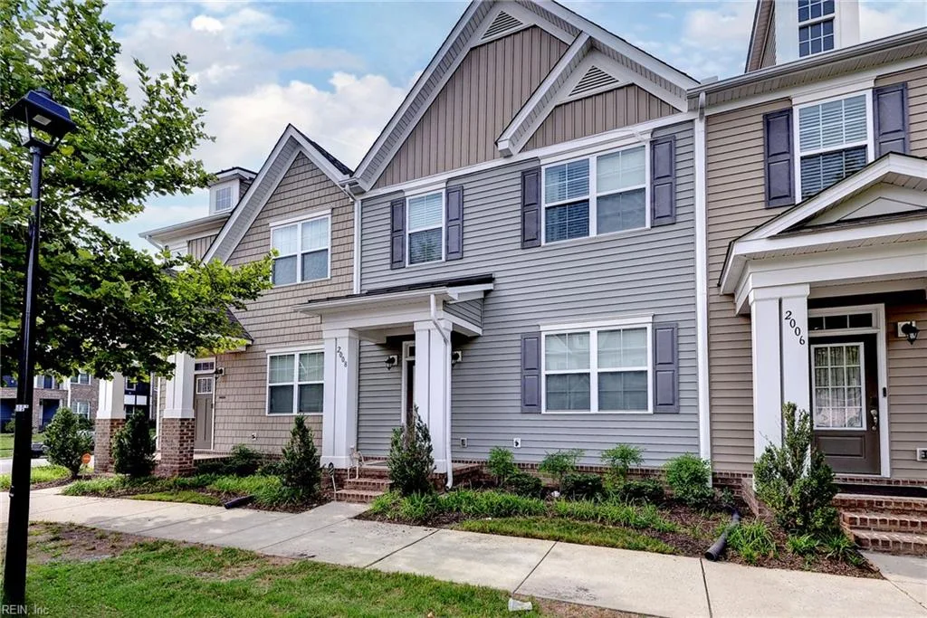 2008 Chartwell DR, NEWPORTNEWS VA 23608