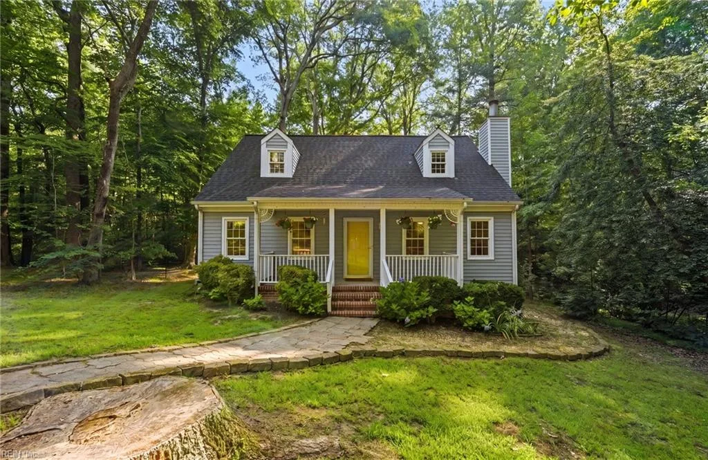 102 Tampa CIR, WILLIAMSBURG VA 23188