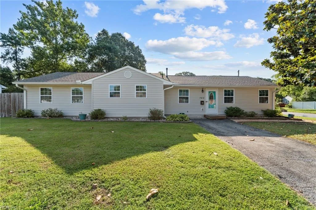 780 Meade LN, VIRGINIABEACH VA 23455