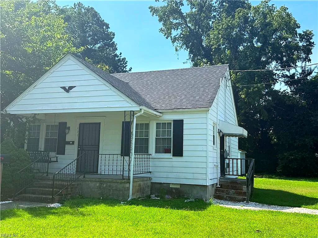 421 Kilby AVE, SUFFOLK VA 23434