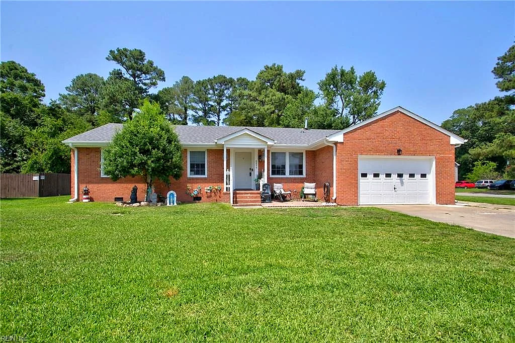 4876 Nansemond PW, SUFFOLK VA 23435