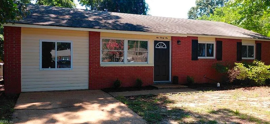 121 Duval CT, HAMPTON VA 23669