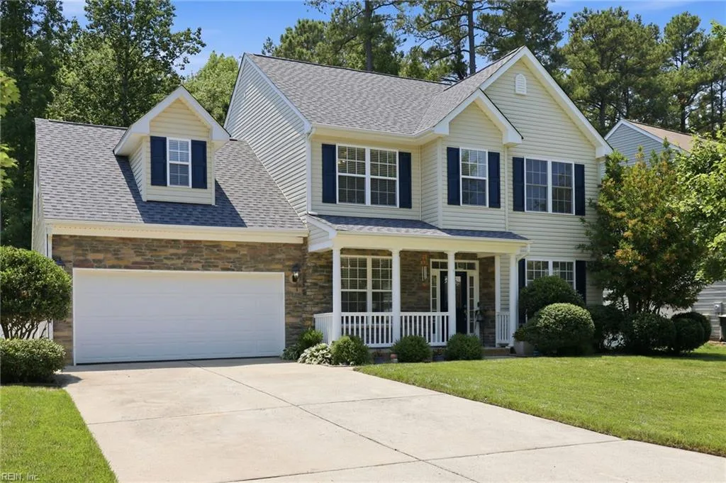 200 Foster RD, YORKTOWN VA 23690