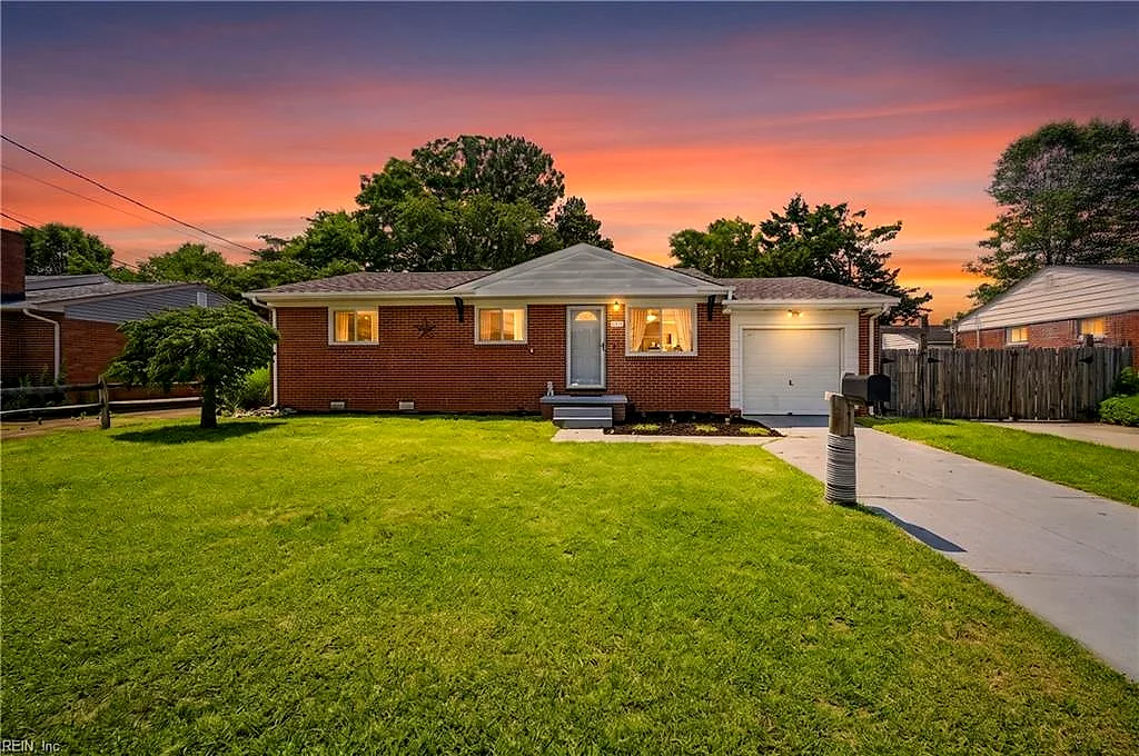 8125 Ferncliff RD, NORFOLK VA 23518