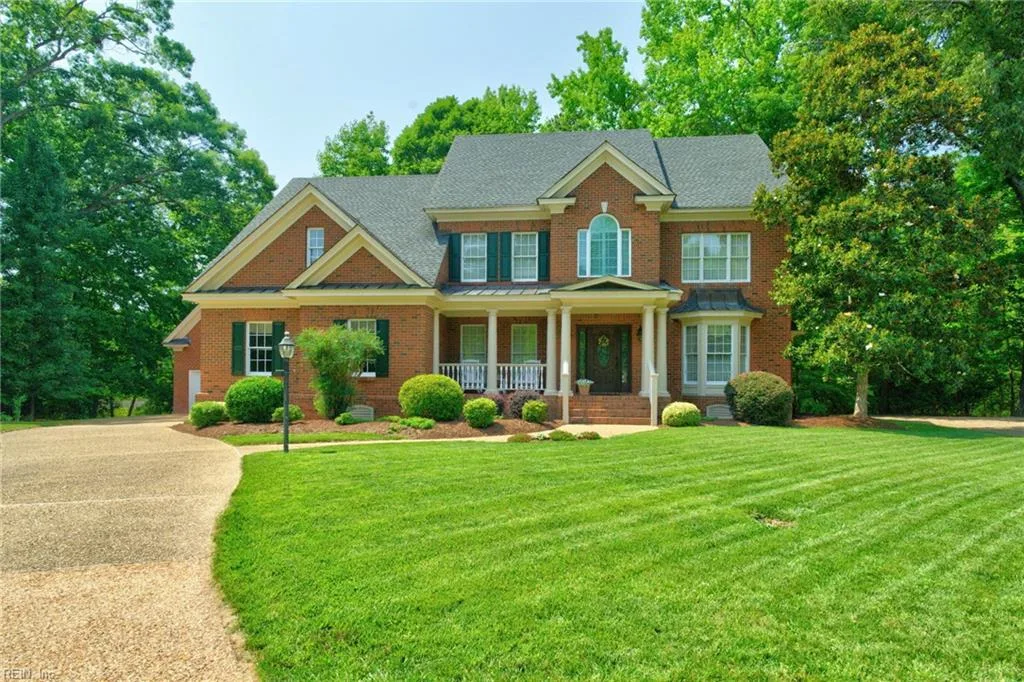 20139 W Magnolia CT, SMITHFIELD VA 23430