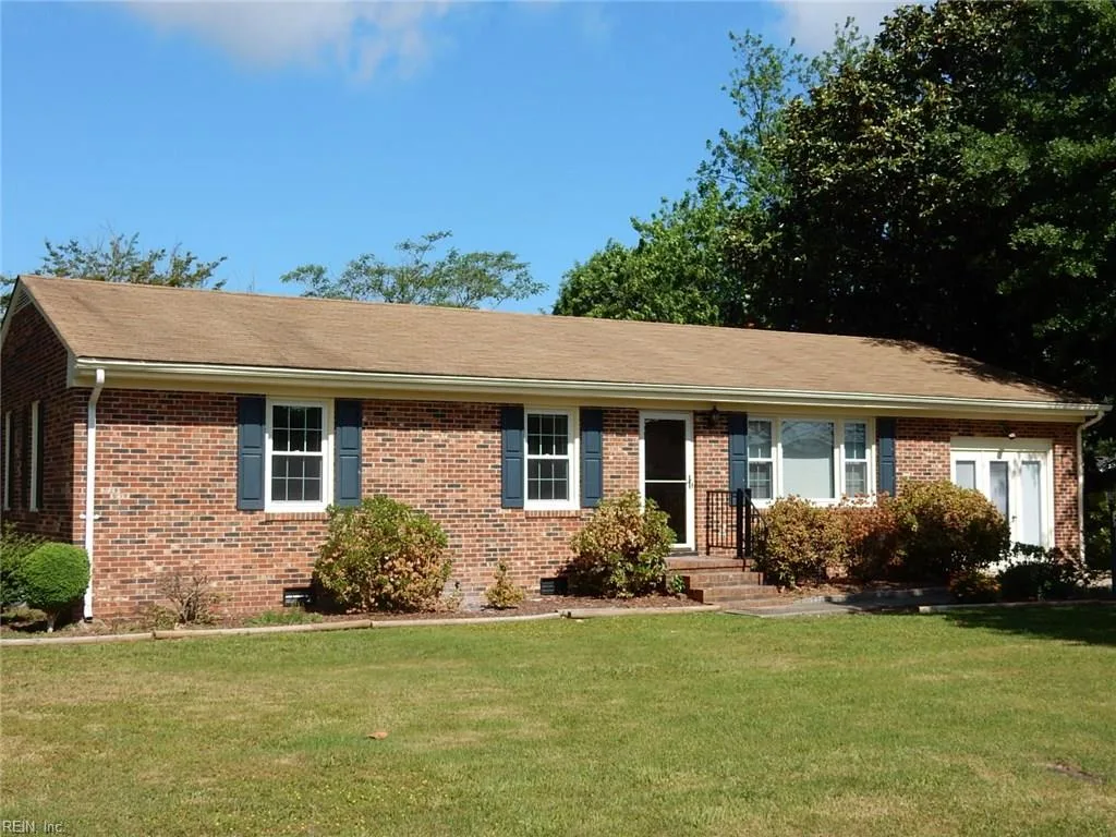 3117 Woodlawn Dr, Suffolk — photo