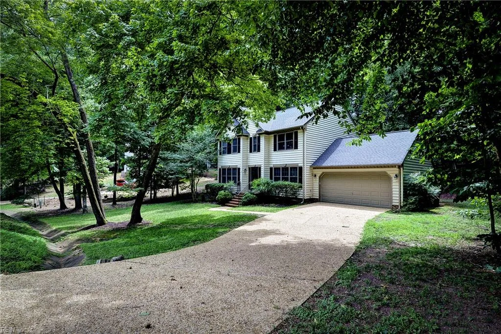 4829 Bristol CIR, WILLIAMSBURG VA 23185