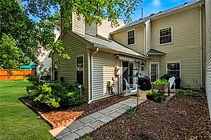 1273 Lake Dr, Newport News — photo