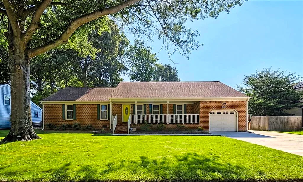 1025 Ramsgate LN, CHESAPEAKE VA 23322