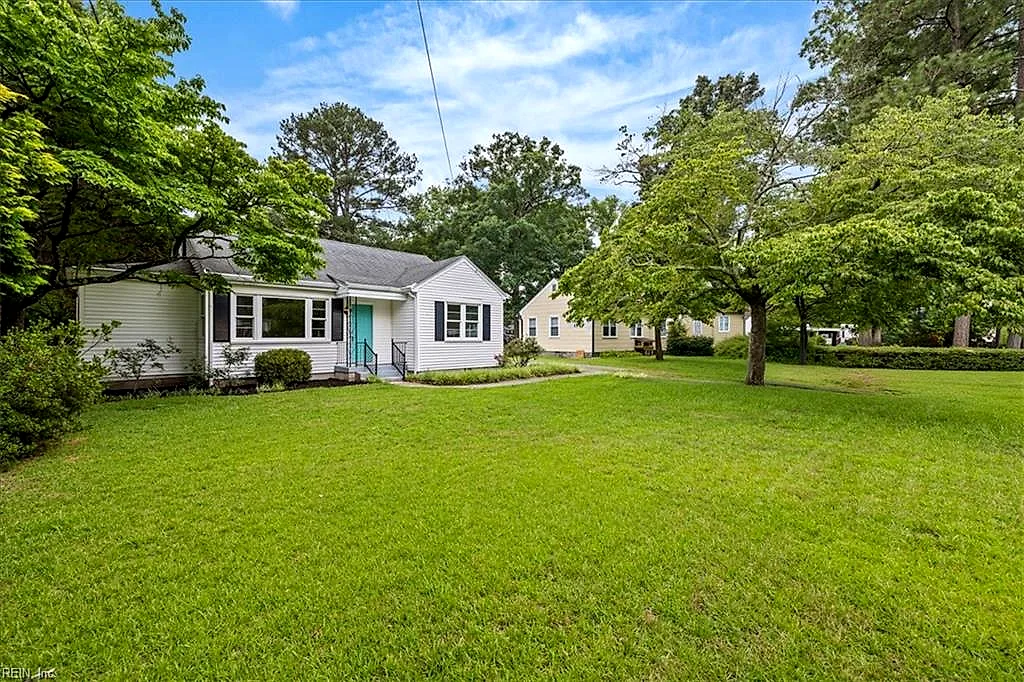 1324 Wilroy Rd, Suffolk — photo