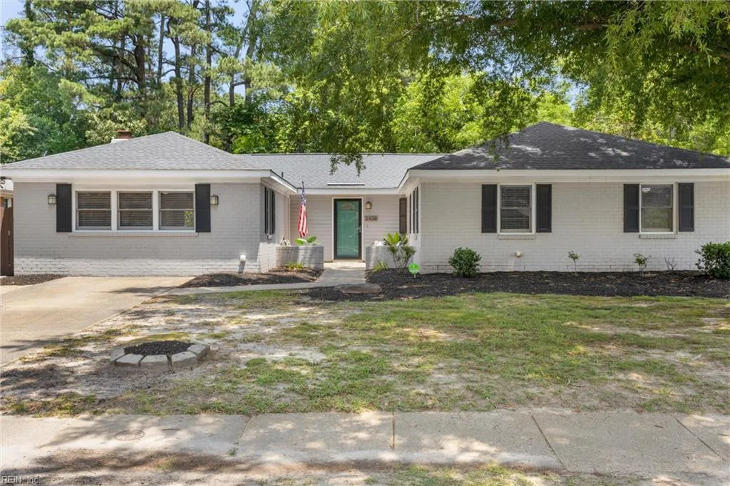 2428 Peritan RD, VIRGINIABEACH VA 23454
