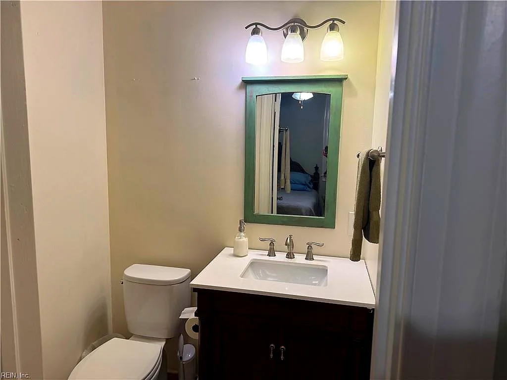 264 James River Drive Dr, Newport News — photo