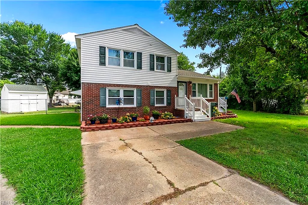 101 Priest CT, HAMPTON VA 23669