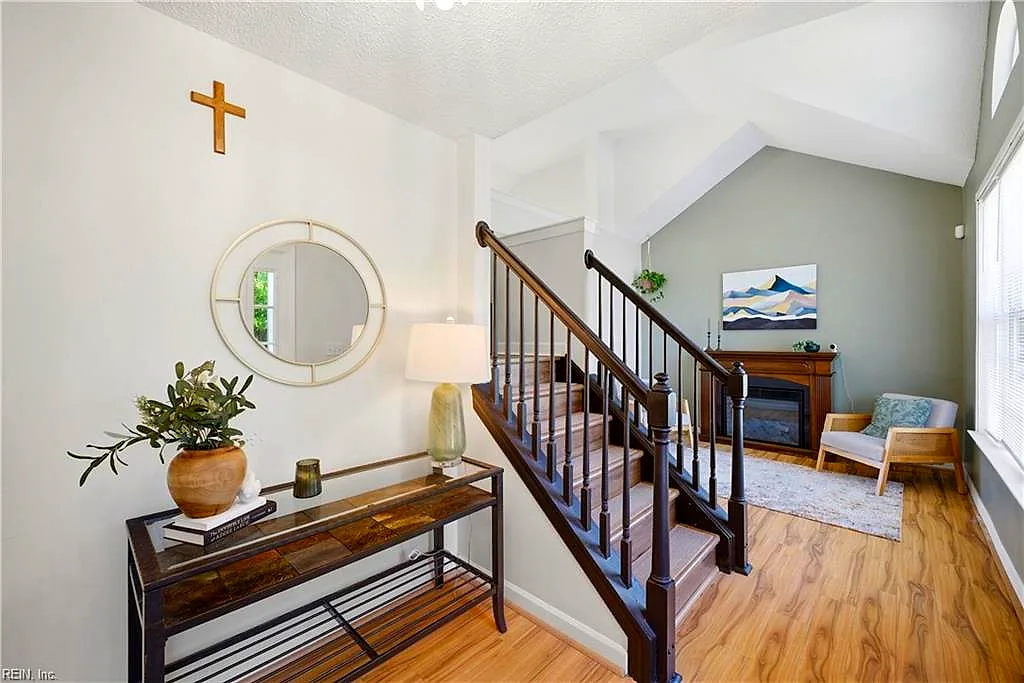 405 S Monterey DR, CHESAPEAKE VA 23320