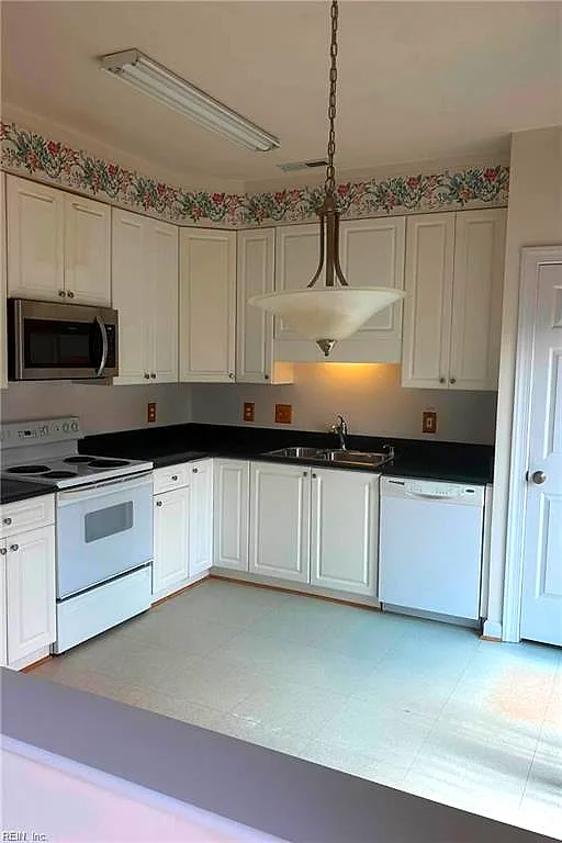 5325 Village Square Court Ct, Virginia Beach — photo