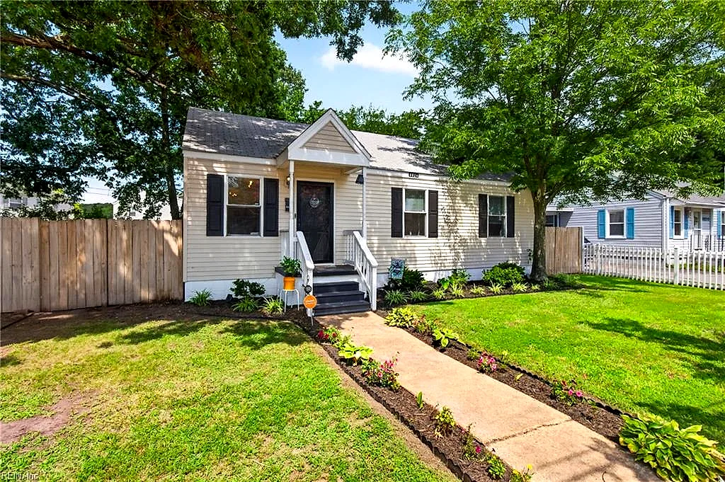 8824 Old Ocean View RD, NORFOLK VA 23503