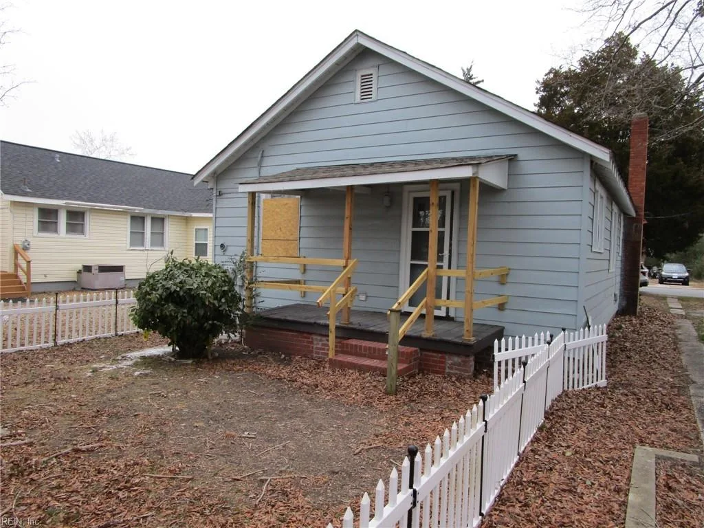 373 Schley Ave, Hampton — photo