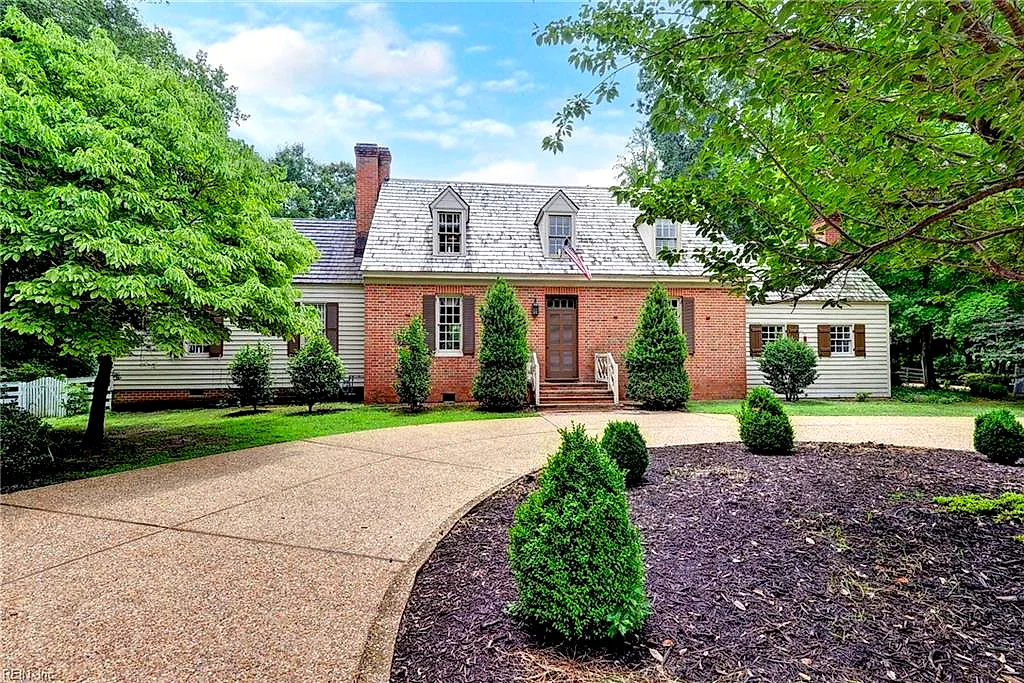 120 Horseshoe DR, WILLIAMSBURG VA 23185
