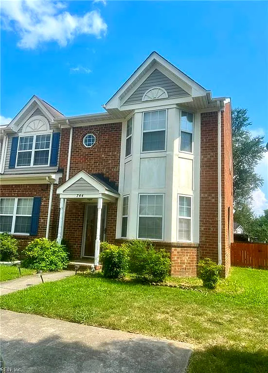744 Hunters Quay QUAY, CHESAPEAKE VA 23320