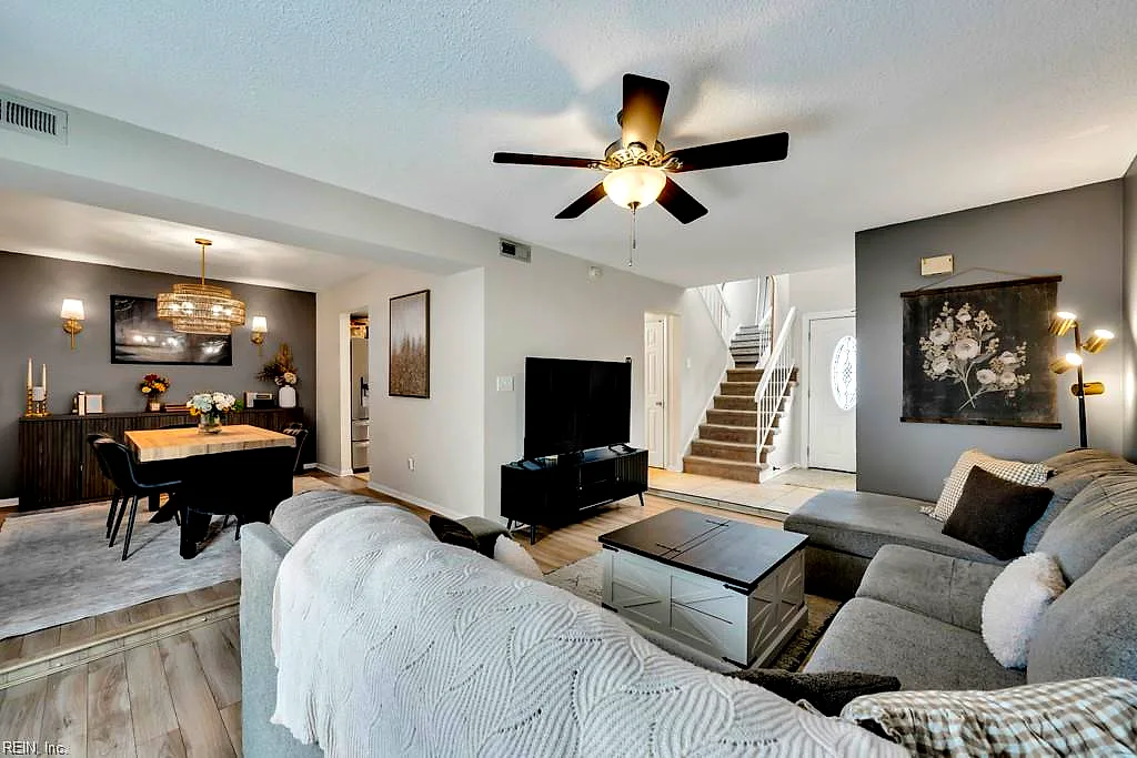 1680 Dylan Dr, Virginia Beach — photo