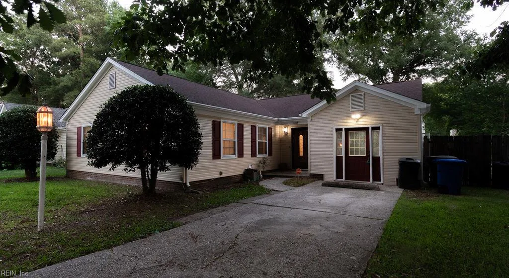 482 Wyn DR, NEWPORTNEWS VA 23608