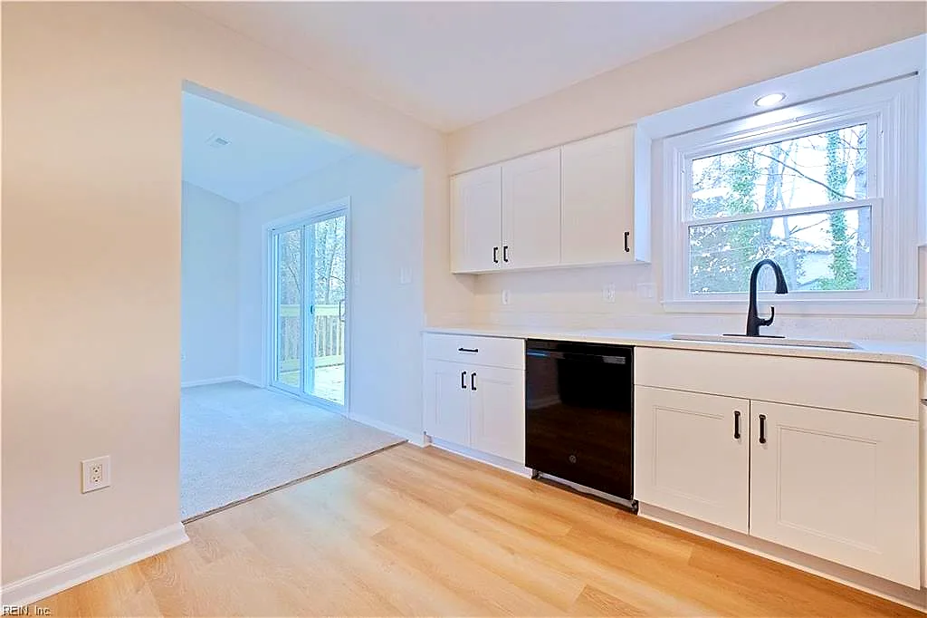 171 King Richard Pl, Newport News — photo
