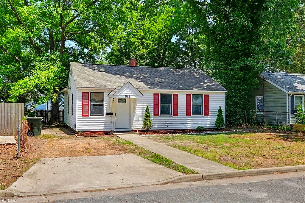 914 Ridgeway AVE, HAMPTON VA 23661