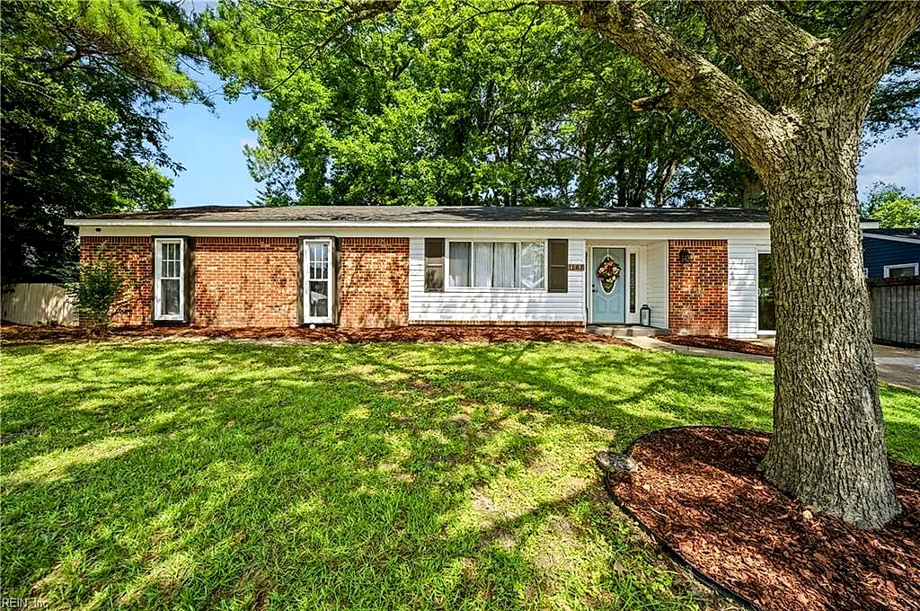 1107 Sean DR, CHESAPEAKE VA 23323
