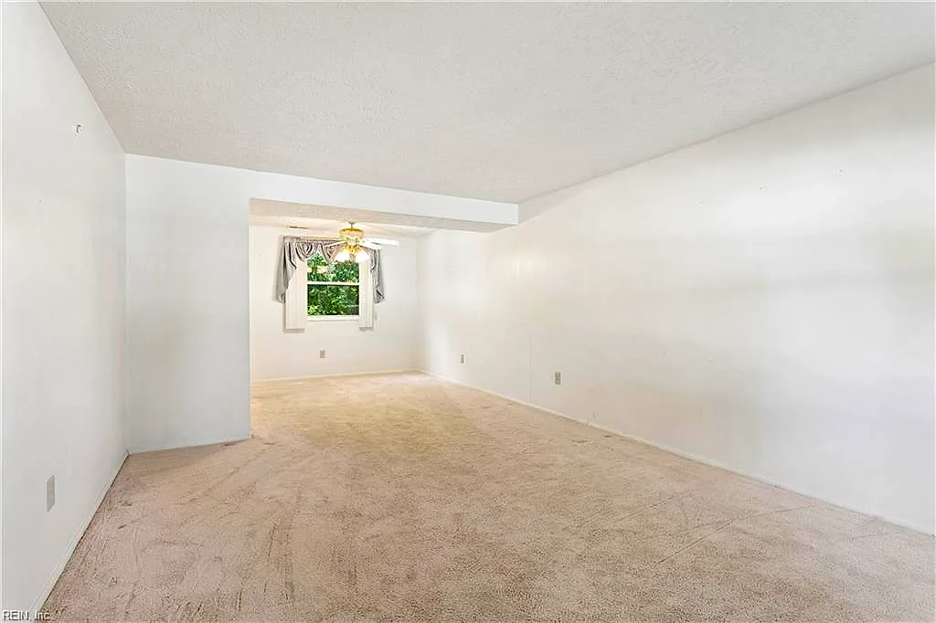 721 Chatsworth Dr, Newport News — photo