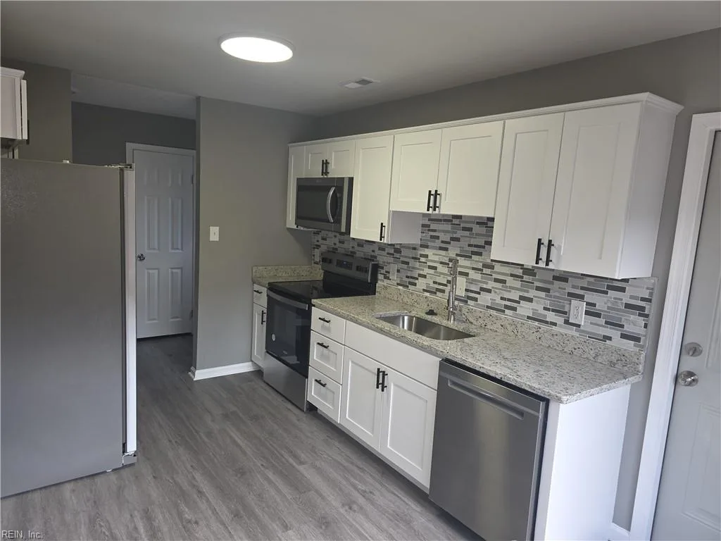 5008 Christian Cir, Virginia Beach — photo