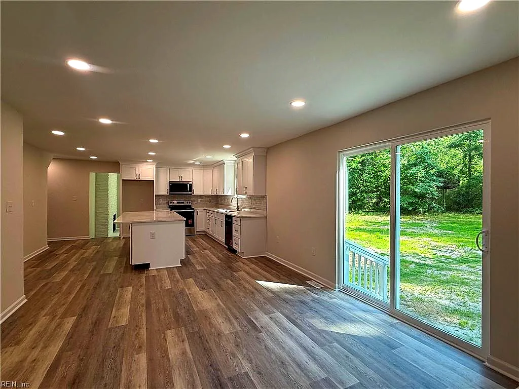 537 Margaret Dr, Chesapeake — photo