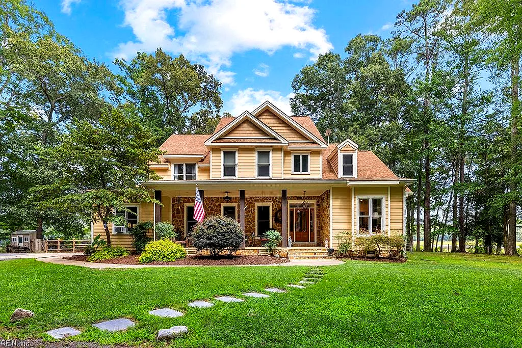 12155 Fenwood CT, SMITHFIELD VA 23430