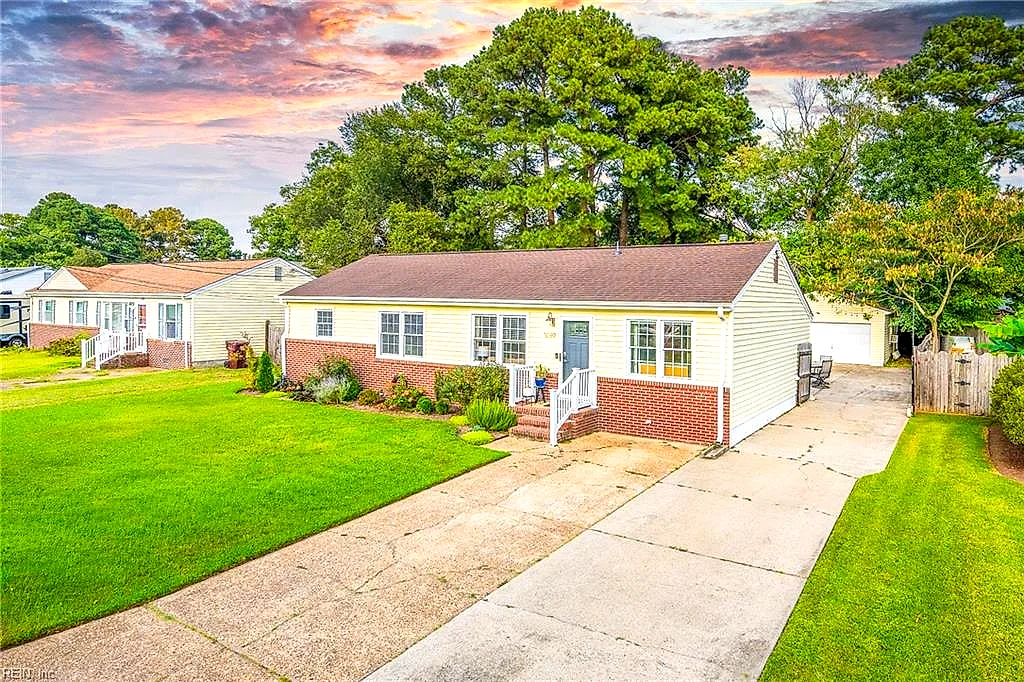 1089 Saint Julian DR, CHESAPEAKE VA 23323