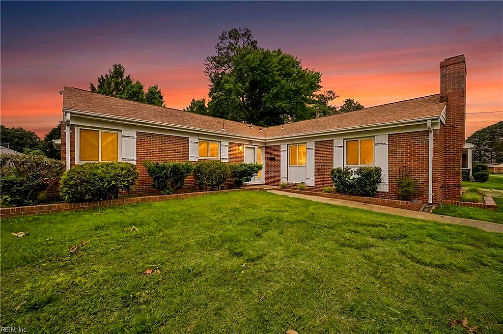 611 Charlton DR, HAMPTON VA 23666