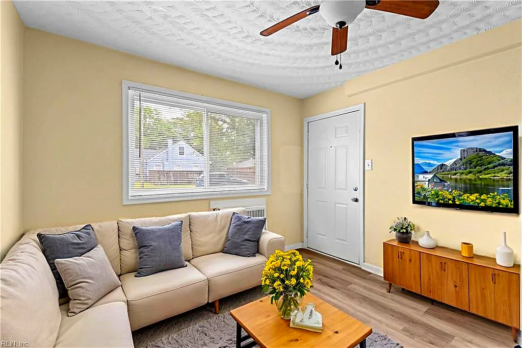 200 Pullman Ave #2, Portsmouth — photo