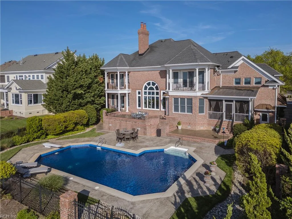 4007 River Park DR, SUFFOLK VA 23435