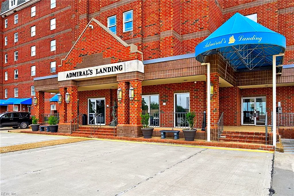 475 Water ST #802, PORTSMOUTH VA 23704