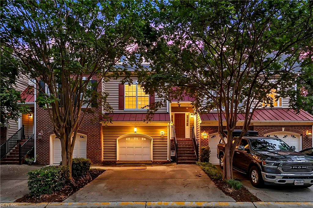 4404 Leamore Square Rd RD, VIRGINIA BEACH VA 23462