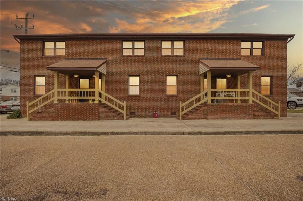 840 W Ocean View AVE, NORFOLK VA 23503