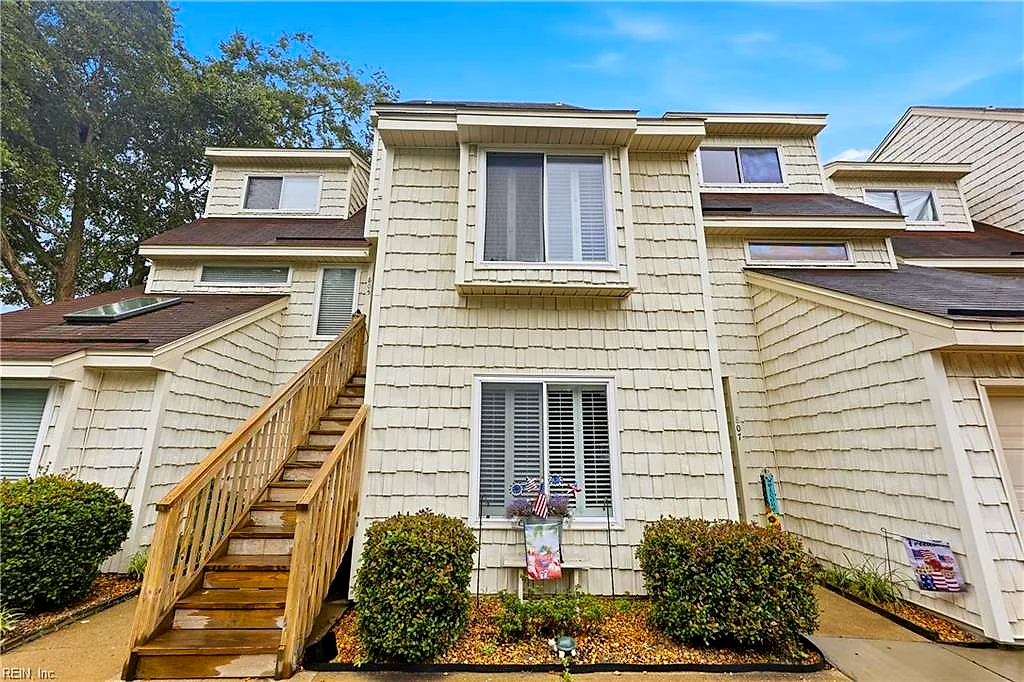 805 Virginia CT, VIRGINIA BEACH VA 23451