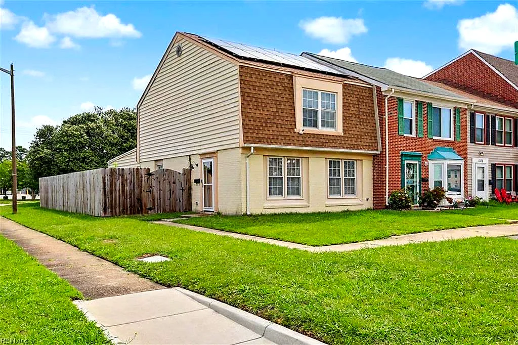 1300 White Birch LN, VIRGINIA BEACH VA 23453