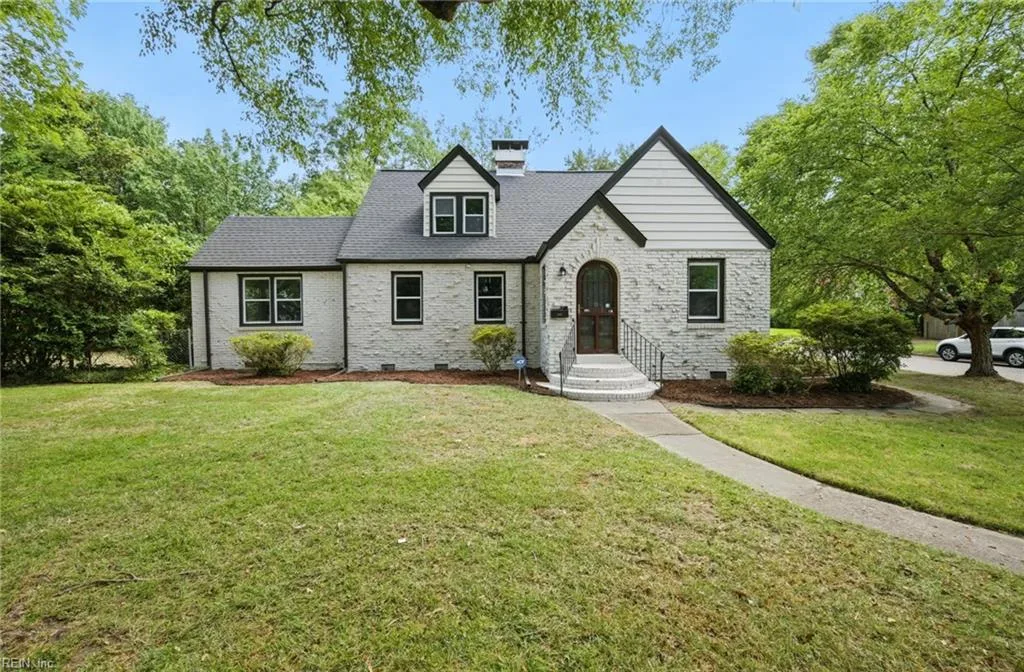 123 Maycox AVE, NORFOLK VA 23505
