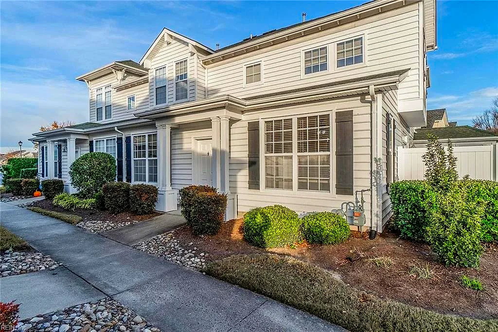 5352 Charmont CT, VIRGINIA BEACH VA 23455